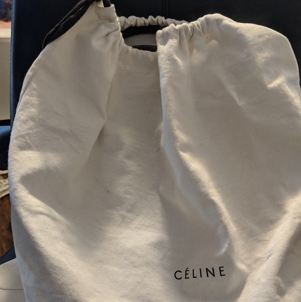 Céline Phantom n_ ot r_ eal - Picture 8 of 8